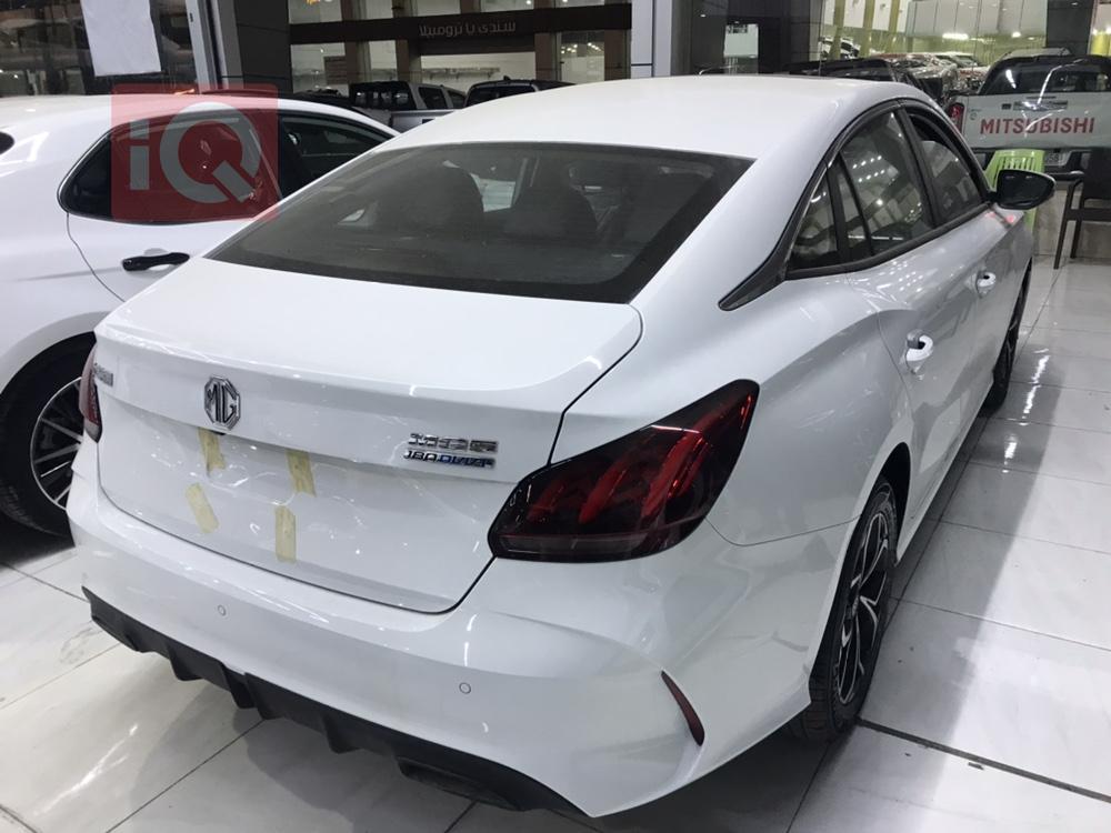 MG 5